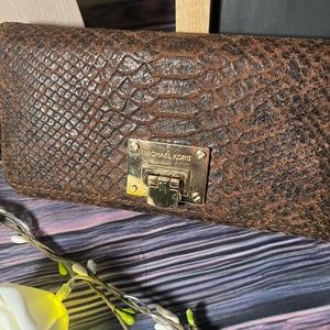 Michael Kors Brown Python Embossed Leather Large Accordion Wallet Clutch